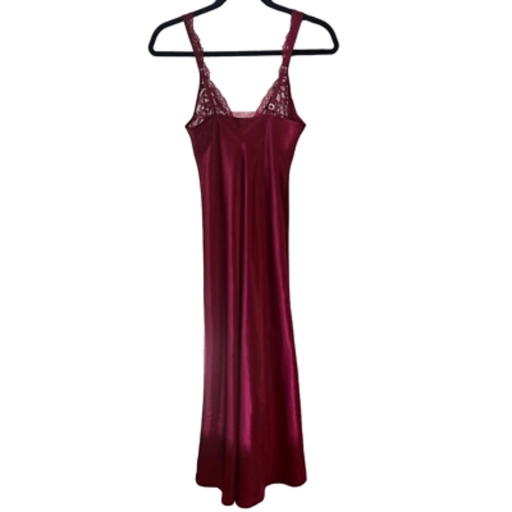 😍🌹OSCAR DE LARENTA! VINTAGE Women’s Nightgown Lingerie